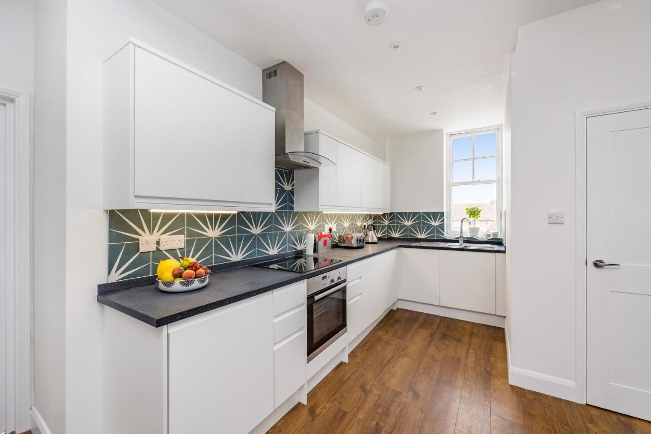 Ascot House Apartment Hurstpierpoint Екстериор снимка