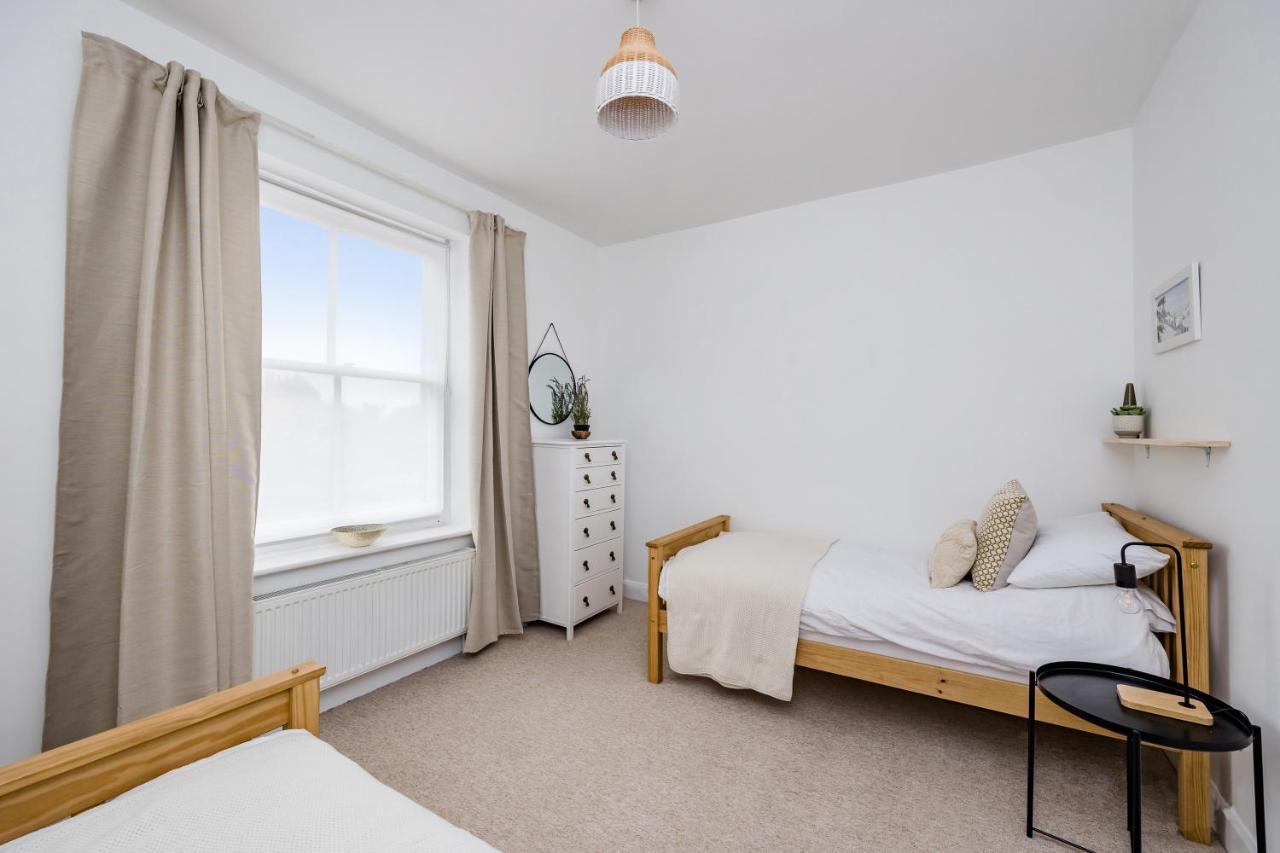 Ascot House Apartment Hurstpierpoint Екстериор снимка